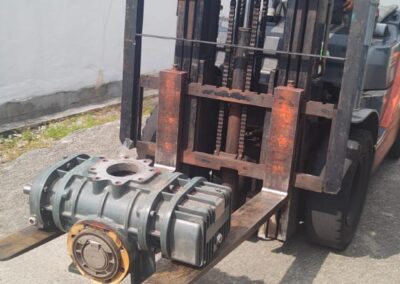 Servicing Airspec root blower for water treatment plant